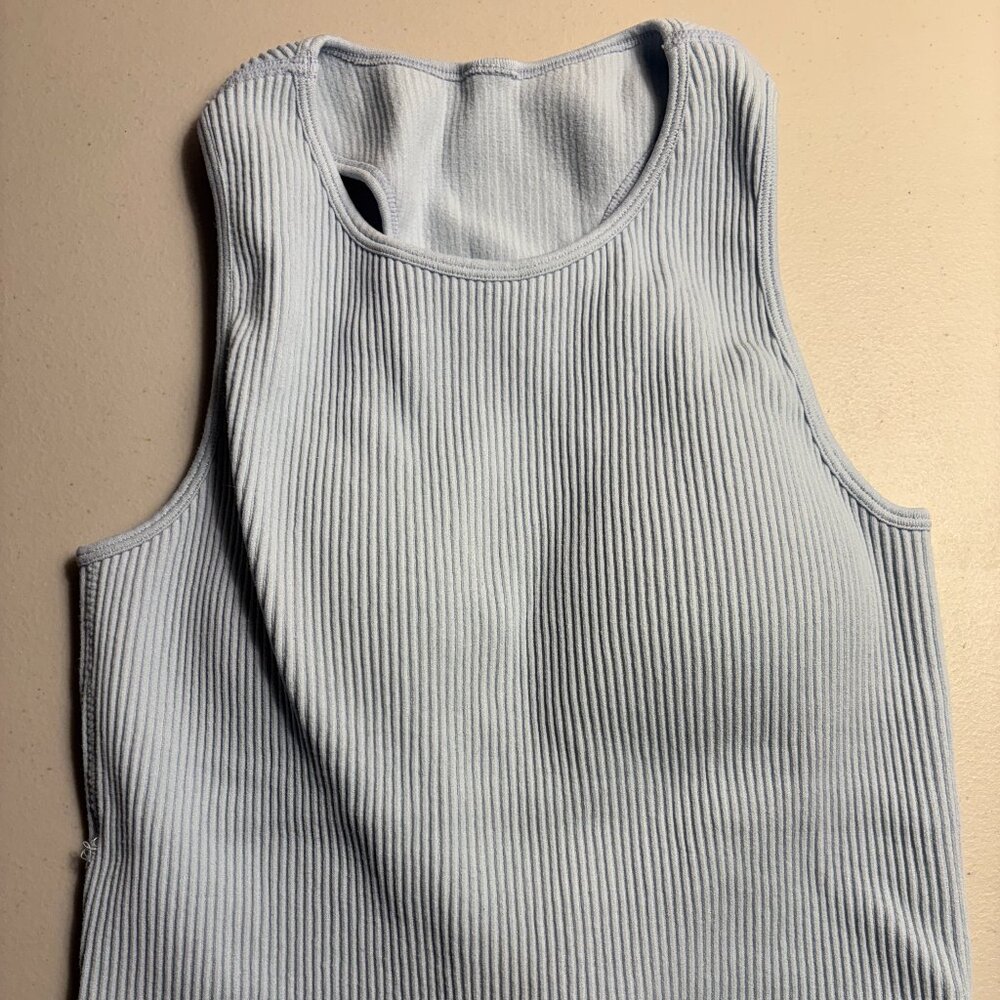 Set of FOUR Altar’d State Compression Ribbed Tank Top W/ Built In Bra - Picture 2 of 10